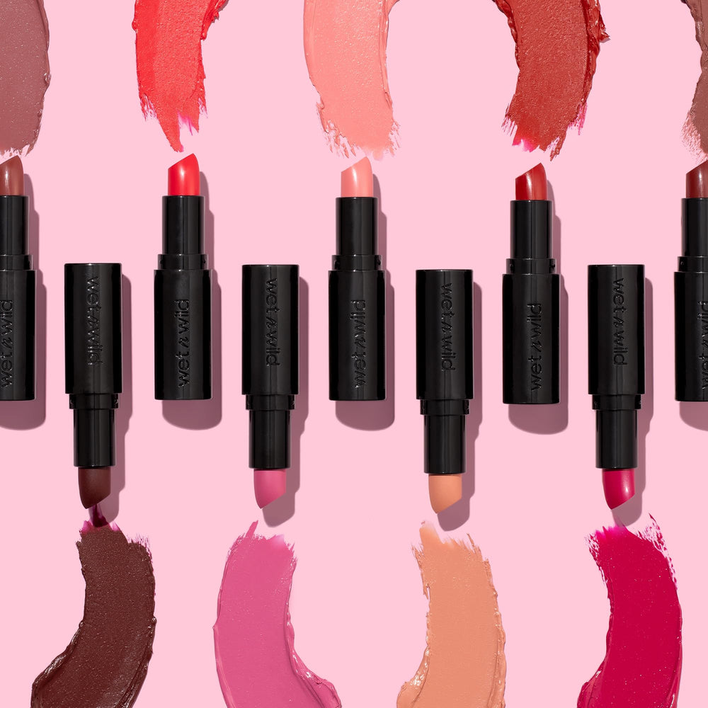 wet n wild Mega Last Matte Lip Color Mauve Outta Here, acabado semimate y cobertura pareja