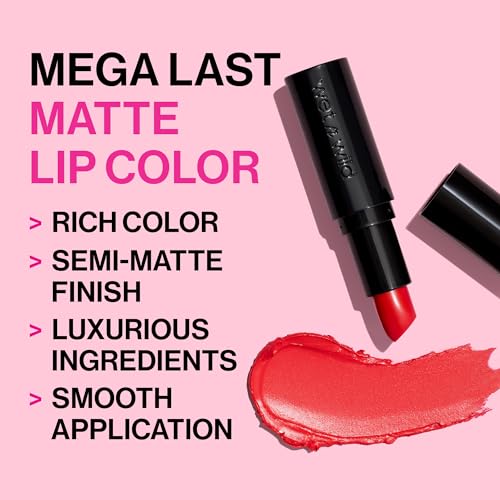 wet n wild Mega Last Matte Lip Color, textura cremosa para una aplicación suave.
