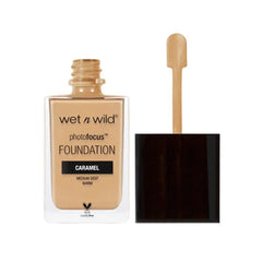 wet n wild Photo Focus acabado segundo-piel, sensación suave y uniforme.