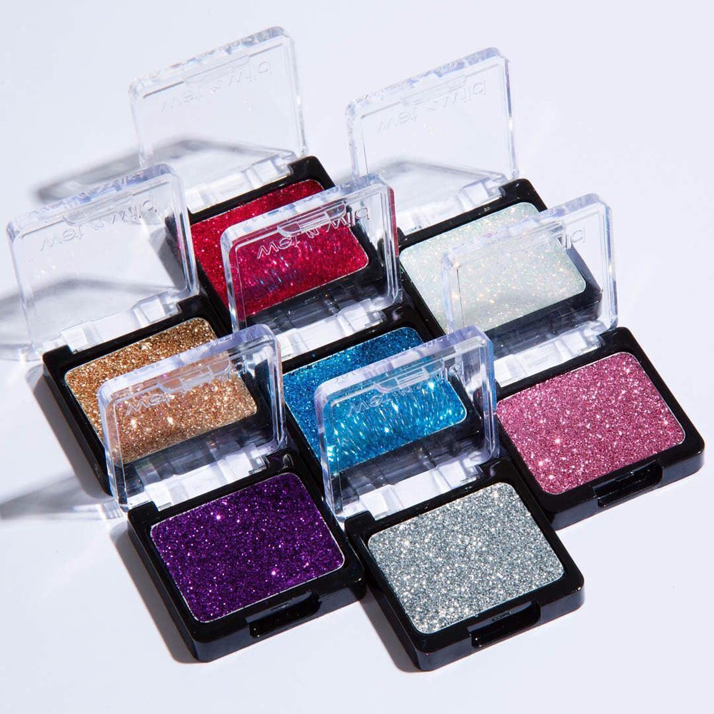 wet n wild Color Icon Glitter Eyeshadow Shimmer Brass textura cremosa para difuminar.