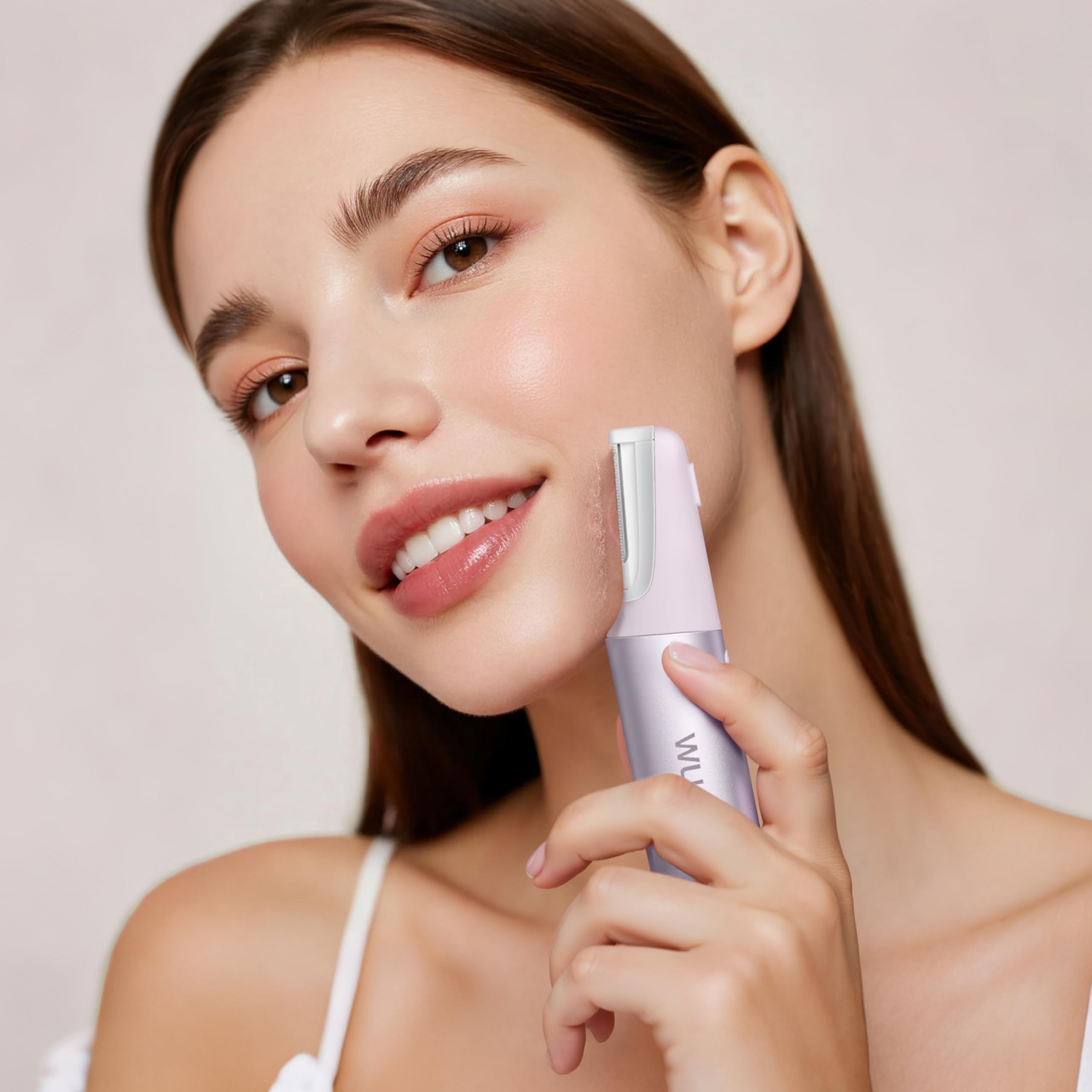WLU Dermaplane Razor morado con tres velocidades para distintas pieles