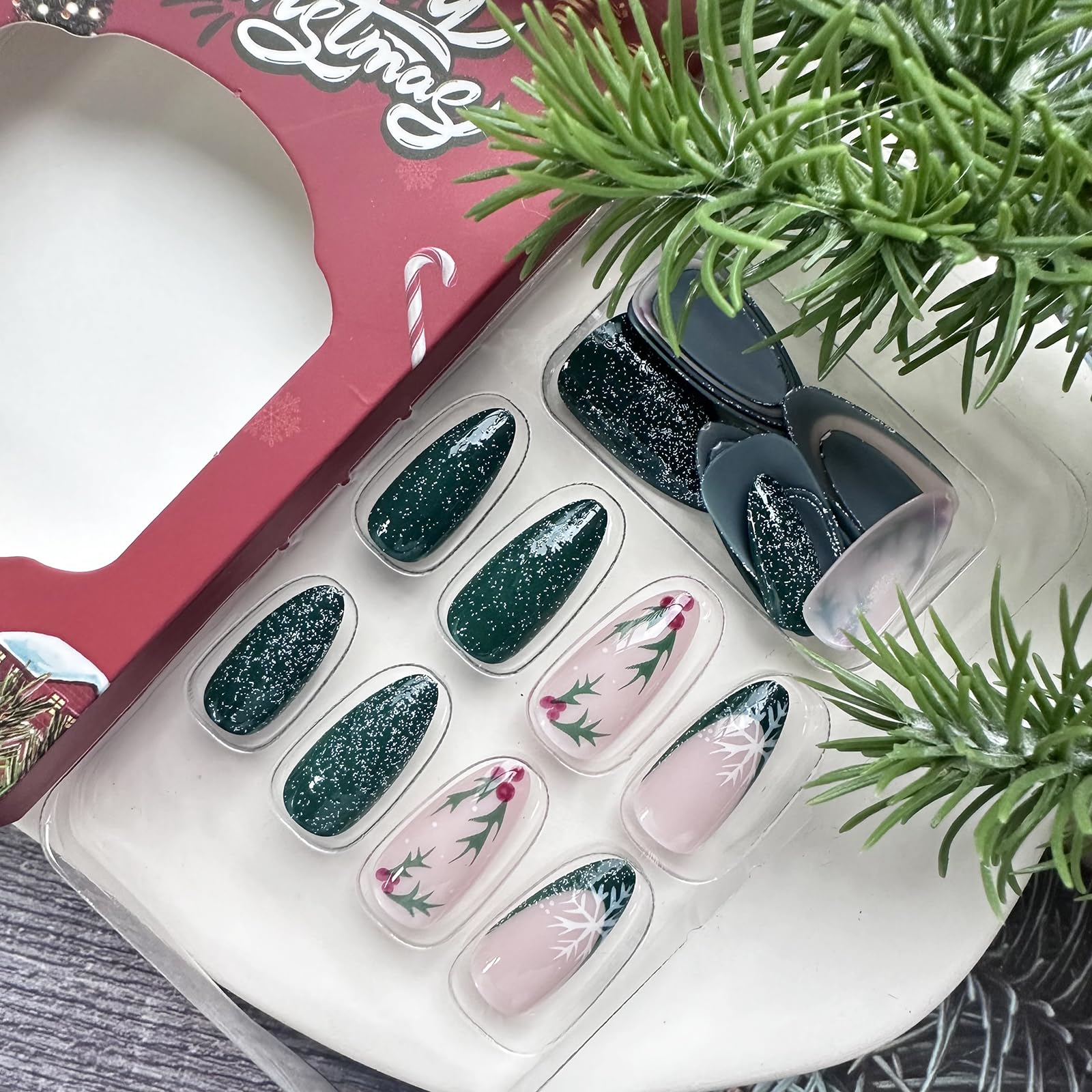 Uñas acrílicas WULIUFLY con brillo verde, perfectas para celebraciones.