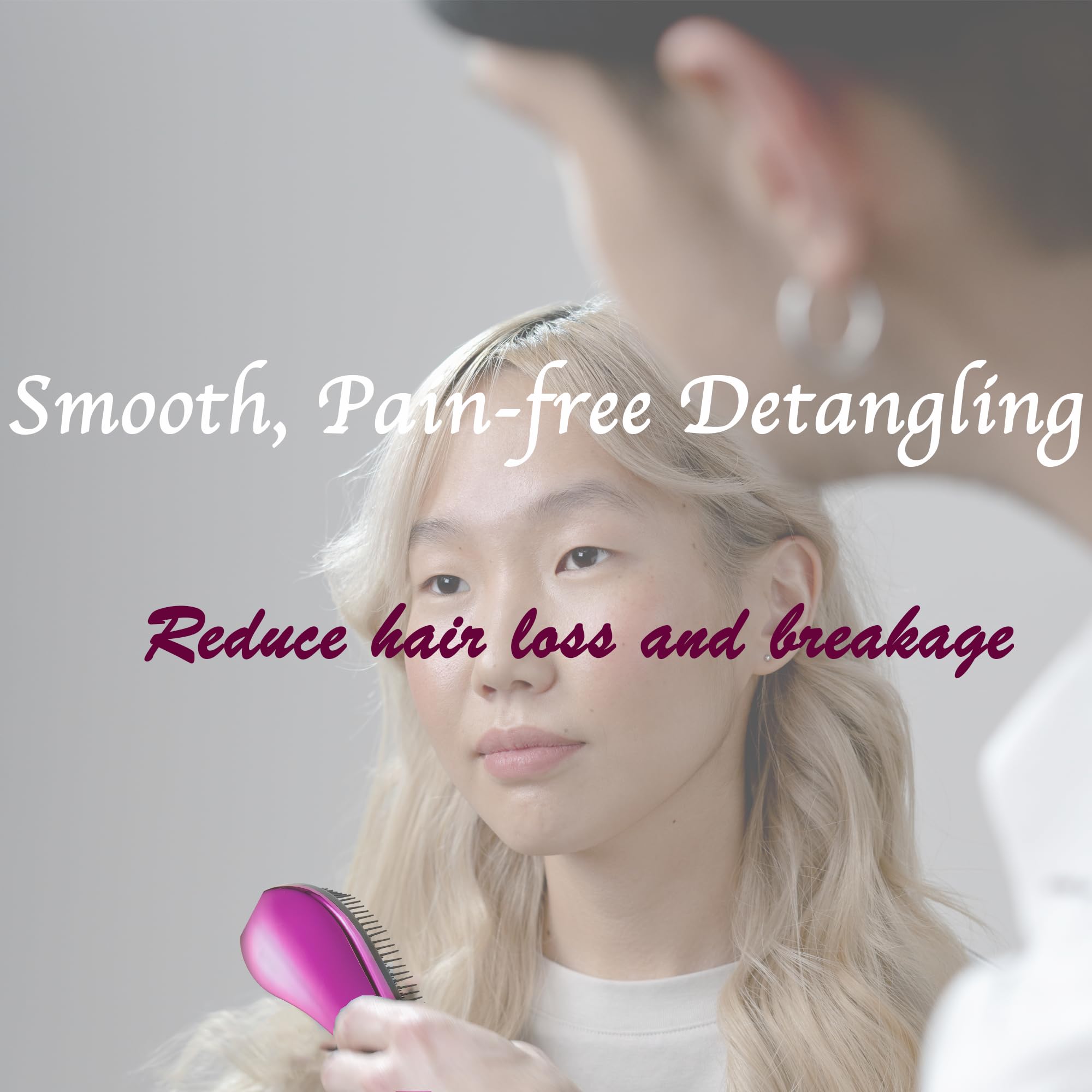WYNK cepillo desenredante con mango ergonómico rosa para peinados rápidos.