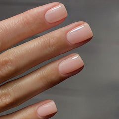 XCREANDO uñas postizas rosa claro corto cuadrado para uso diario sin esfuerzo.
