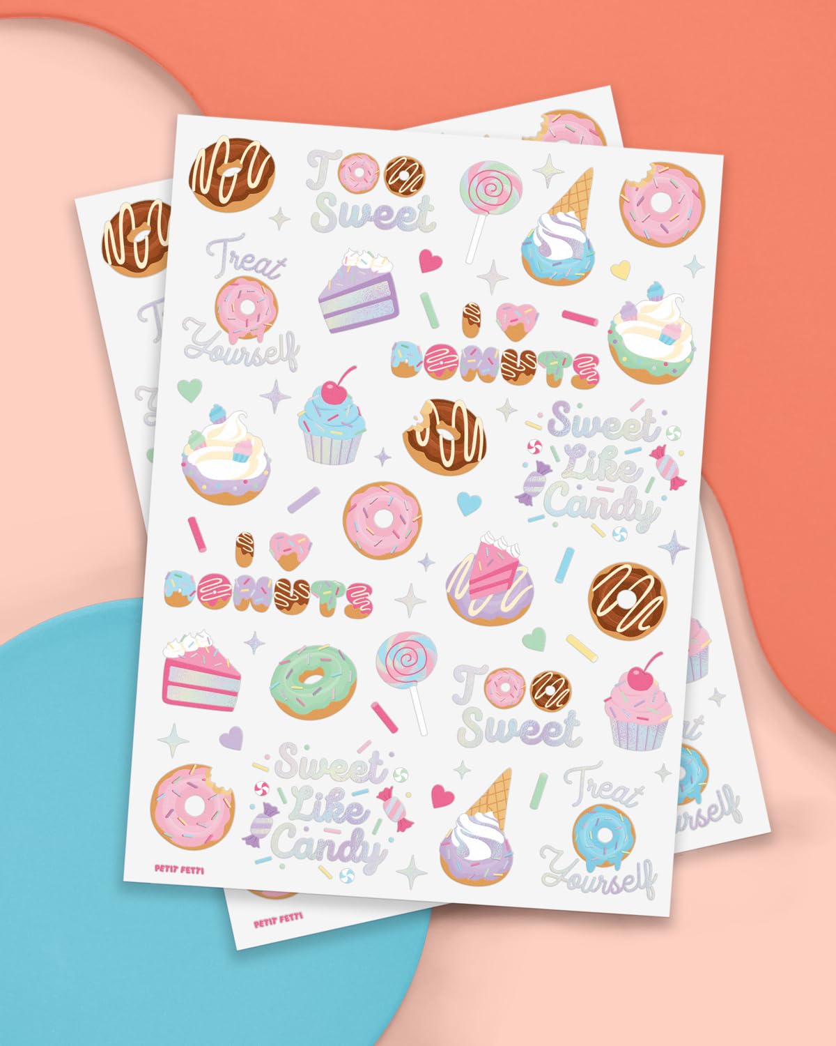 Tatuajes xo-fetti de cono de helado irisado para manualidades.
