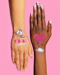 Tatuajes xo Fetti con mensajes divertidos para la despedida