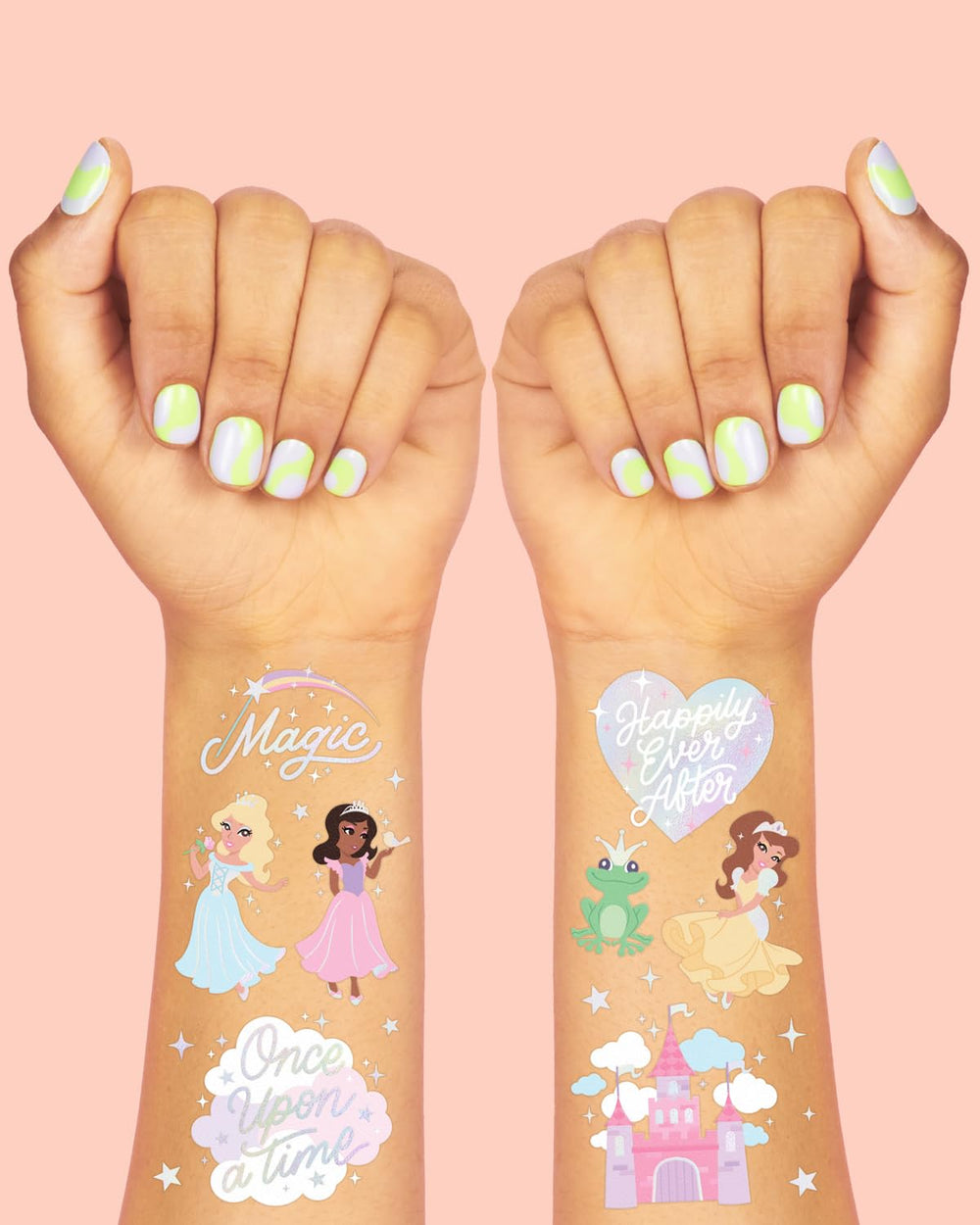 Tatuajes xo Fetti princesas y castillos, duran toda la fiesta.