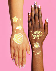Tatuajes XO Fetti oro con motivos para fiestas entre amigas y diversión nocturna.
