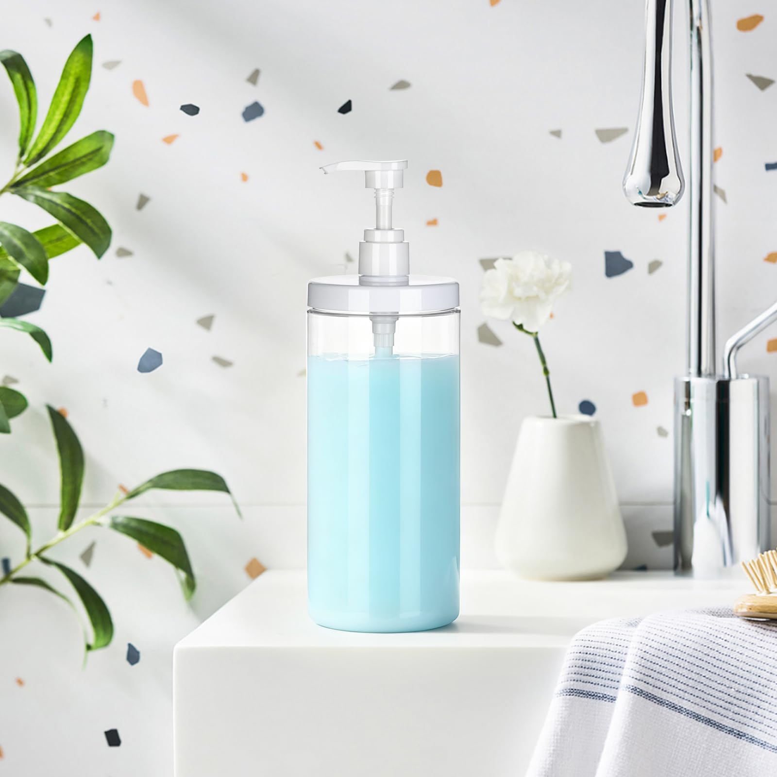 Gran capacidad para champú, jabón o gel corporal con Yebeauty