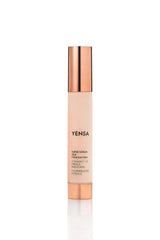 YENSA Serum Foundation cobertura total para un acabado pulido.
