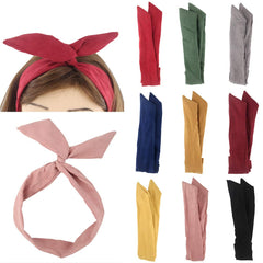 Diadema Yeshan con lazo y orejas de conejo, ideal para un estilo divertido.