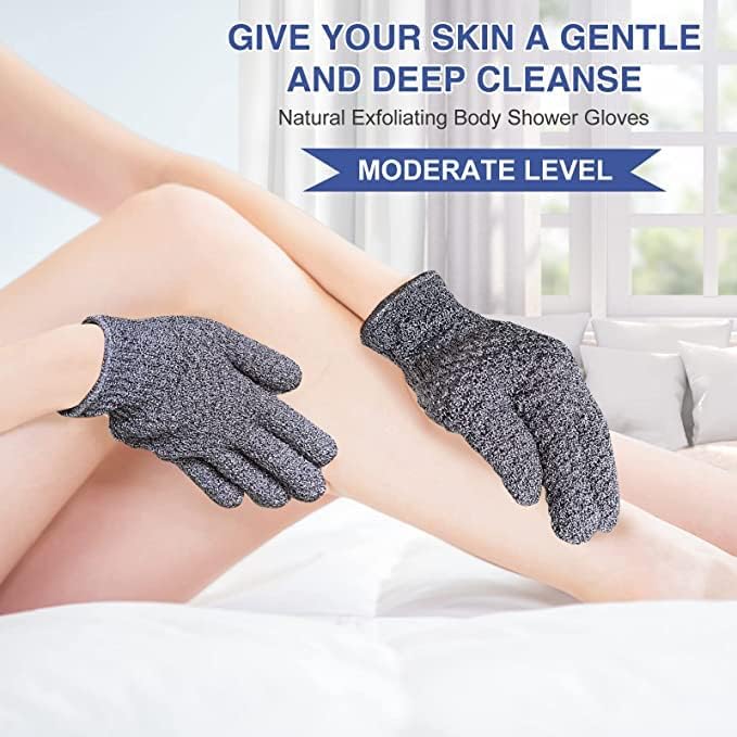 Guantes exfoliantes Yiclick muestran espuma densa al usar gel de baño.