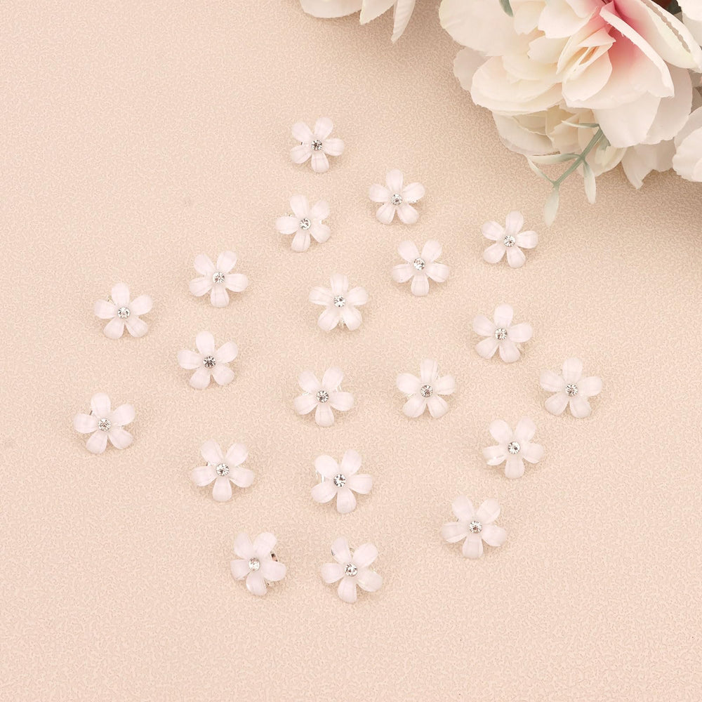 Conjunto de 20 broches flor blanca de YISSION, lista para crear estilos diversos.