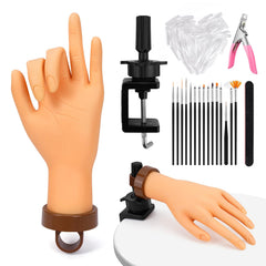 Yokilly mano práctica para uñas acrílicas, realismo y comodidad al practicar.