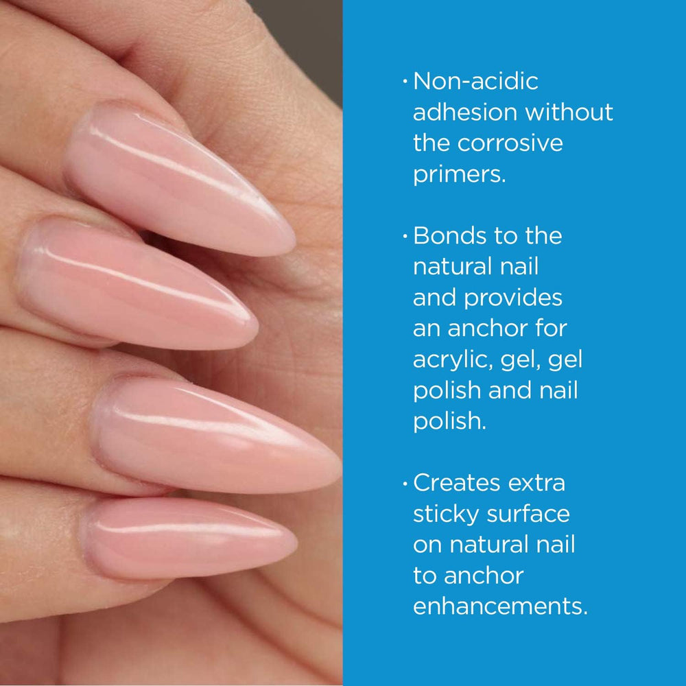 Ancre solide pour gel et vernis grâce au Protein Bond de Young Nails