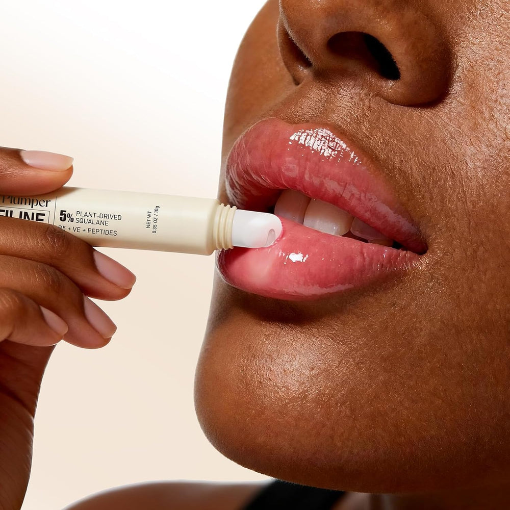 Coffret trois pièces YouthVibe pour soins des lèvres et cadeau.