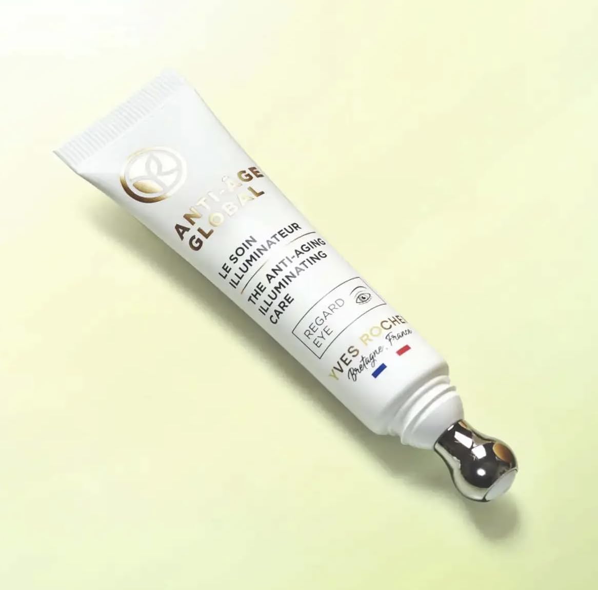 Yves Rocher Contorno de Ojos, ritual matutino suave para despertar la mirada.