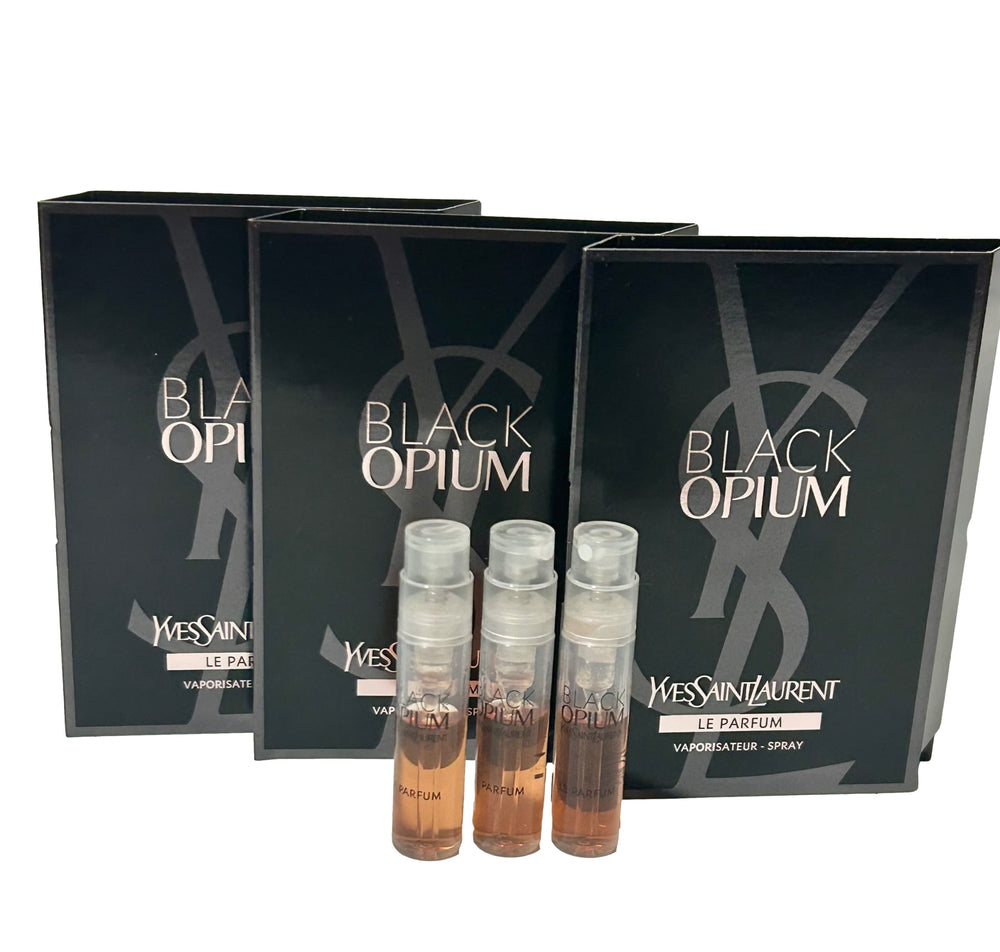 Yves Saint Laurent Black Opium Le Parfum: muestra de perfume de 1,2 ml para llevar.