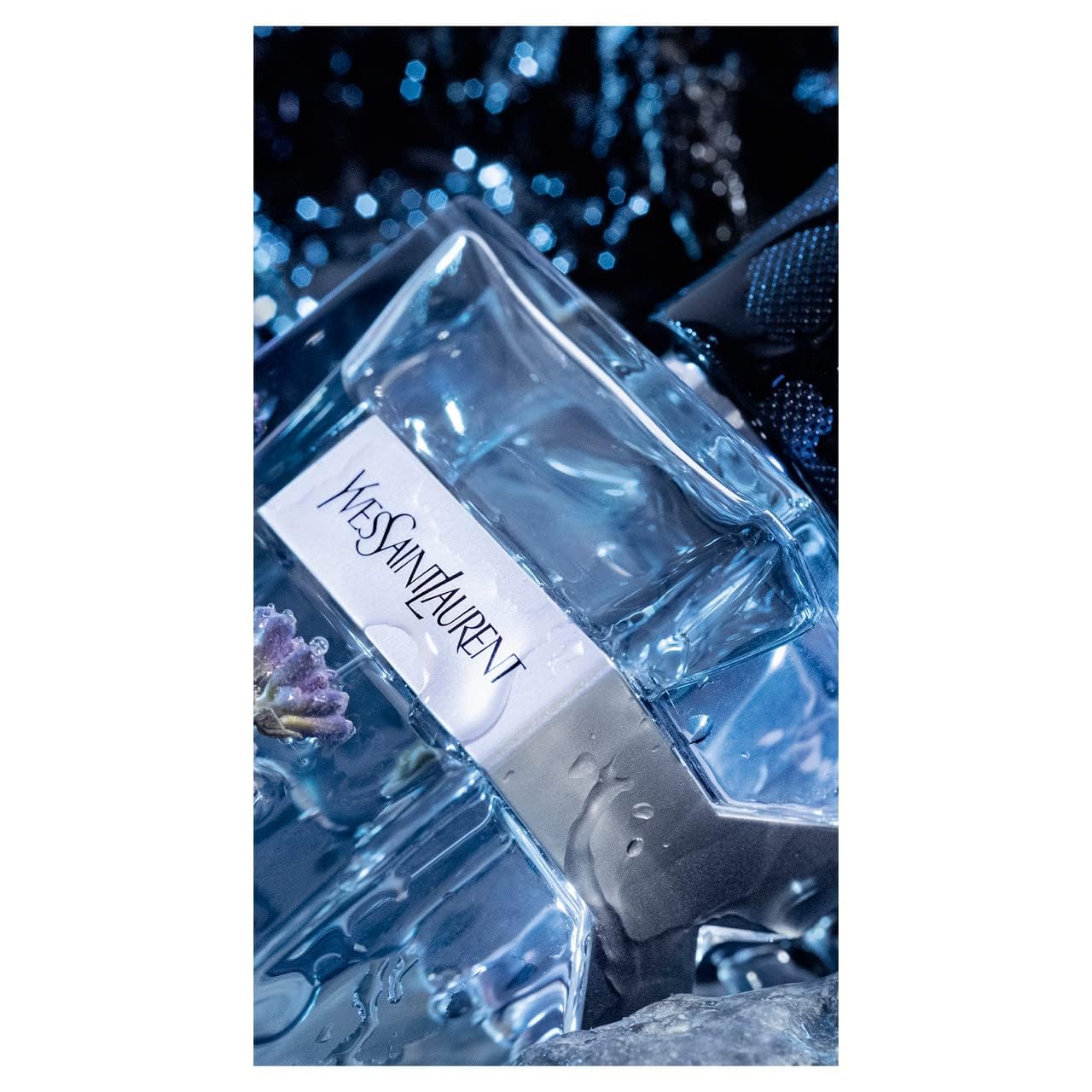 Envase negro y caja sofisticada, regalo ideal para hombres modernos.