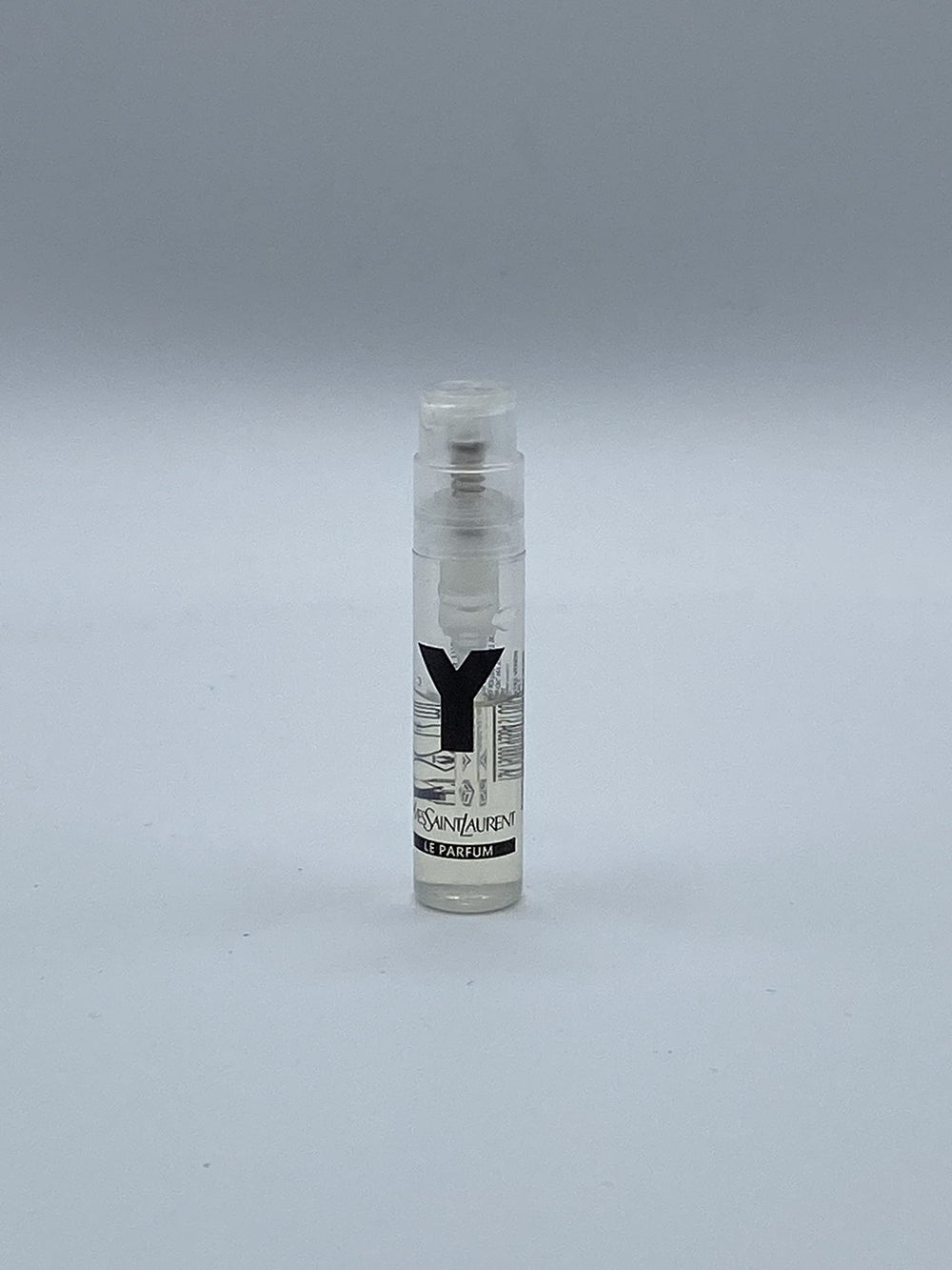 YSL Y hombre, frasco medio, muestra para descubrir notas frescas y masculinas.