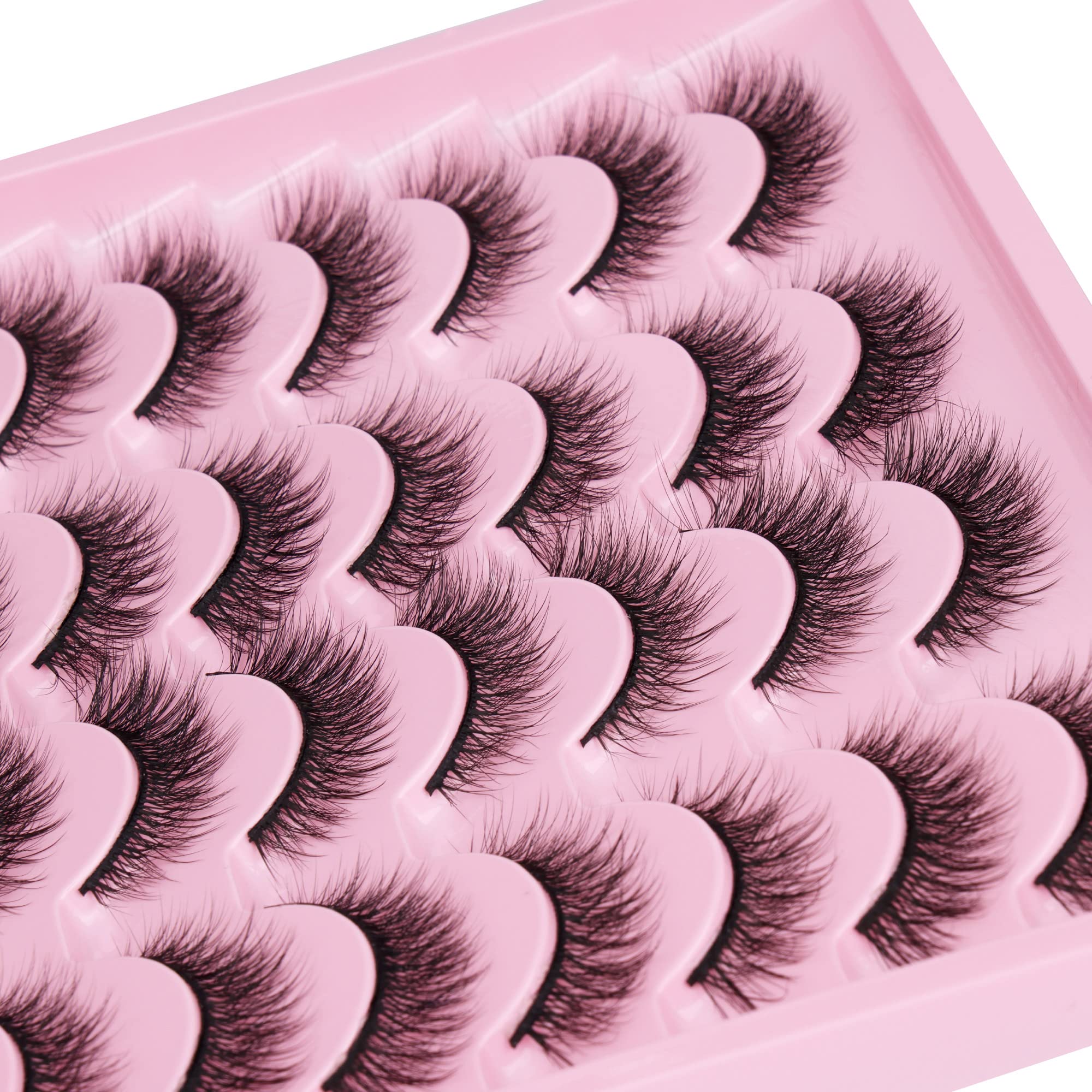 Pestañas para uso diario de Zegaine para distintos looks.