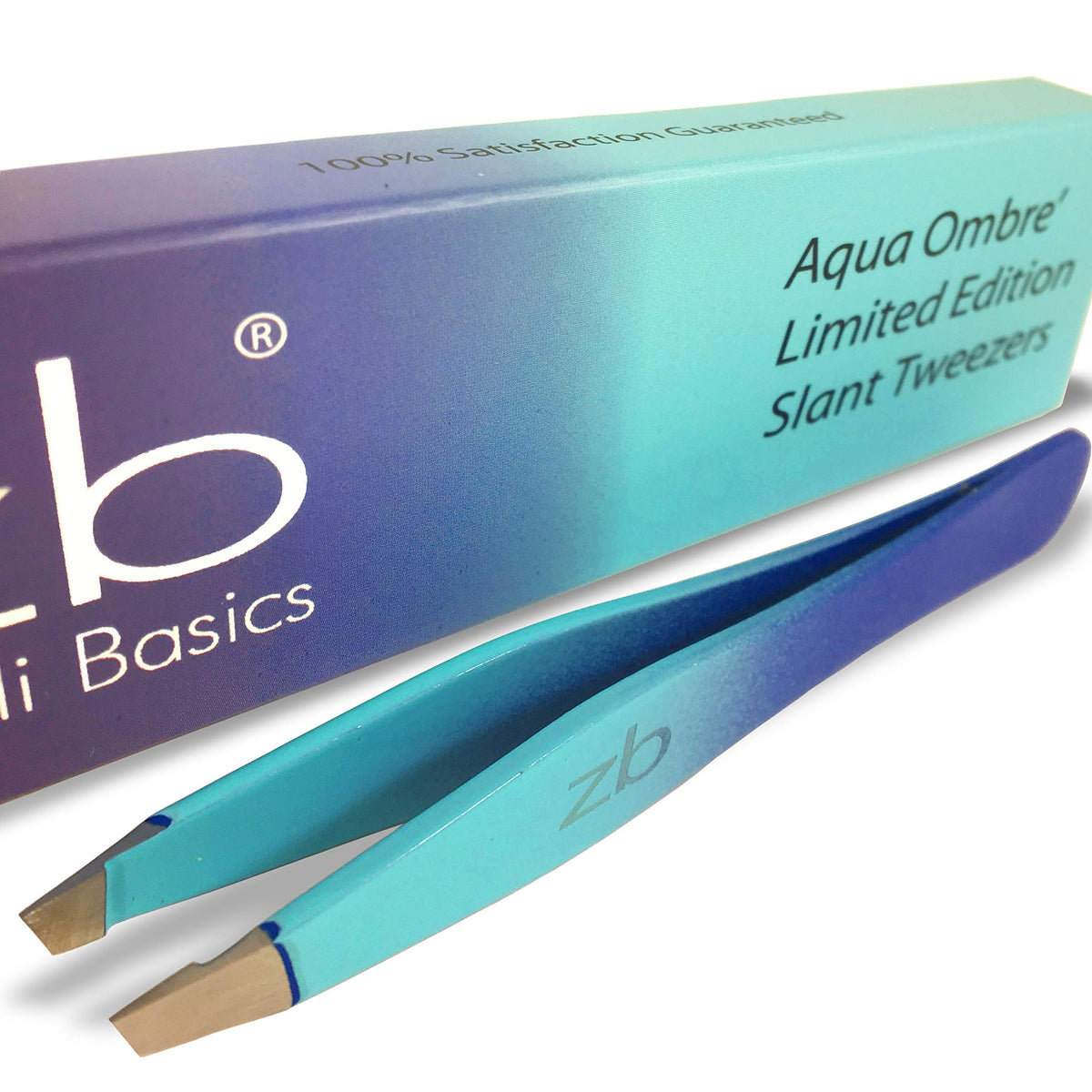 Pinzas Zizzili Basics en degradado agua con punta inclinada para cejas precisas.