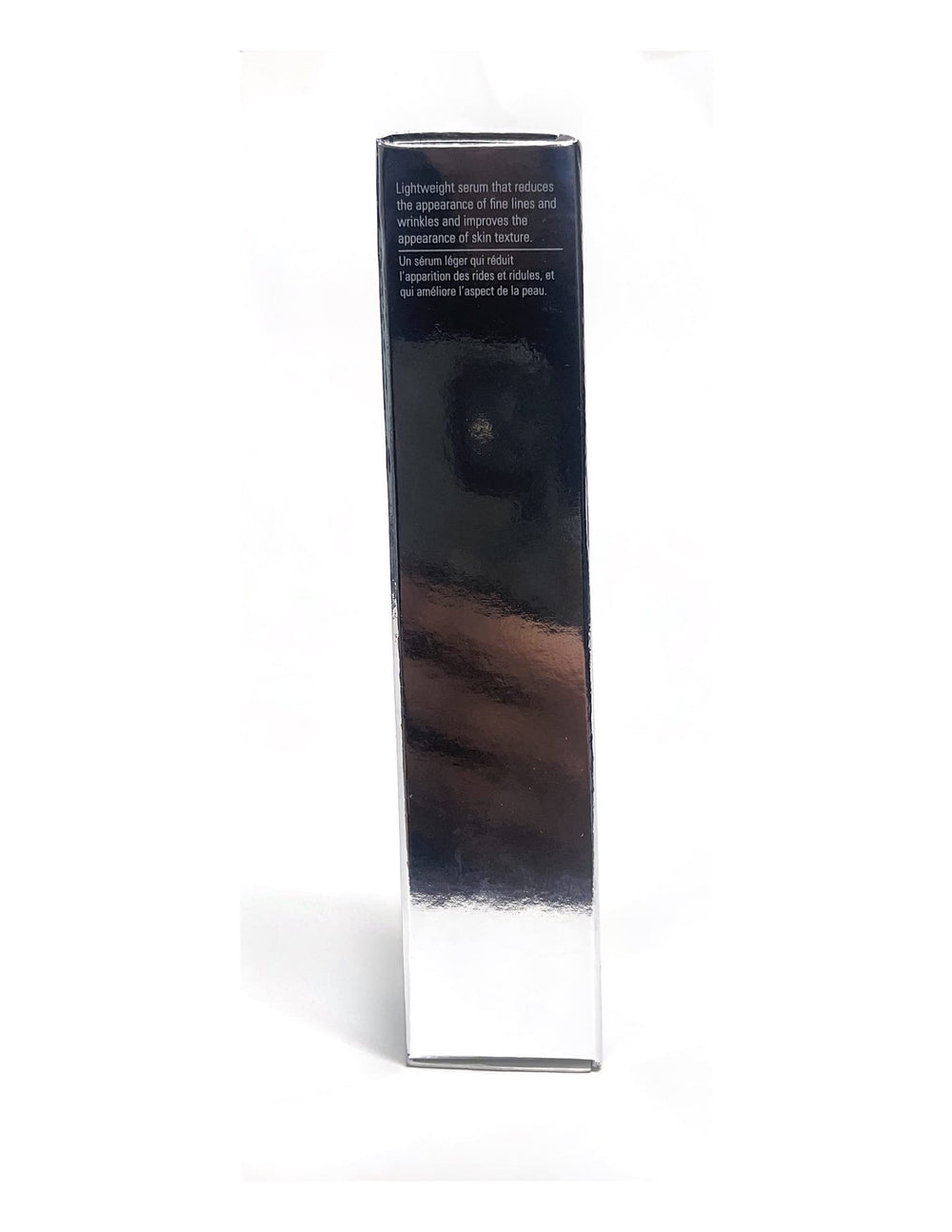 Sérum Contour des Yeux Growth Factor de ZO Skin Health texture légère pénètre rapidement et hydrate le contour.